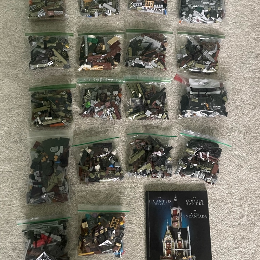Lego haunted house